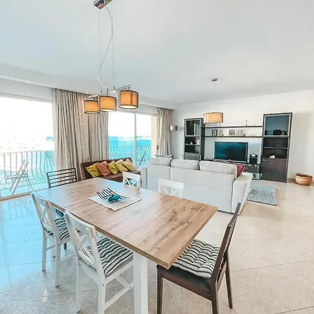 Panoramic Sea Views 3 Bedroom In St Julians S13