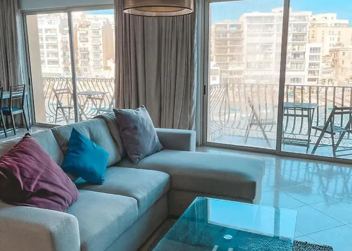 The Signature - S13 * Saint Julian's