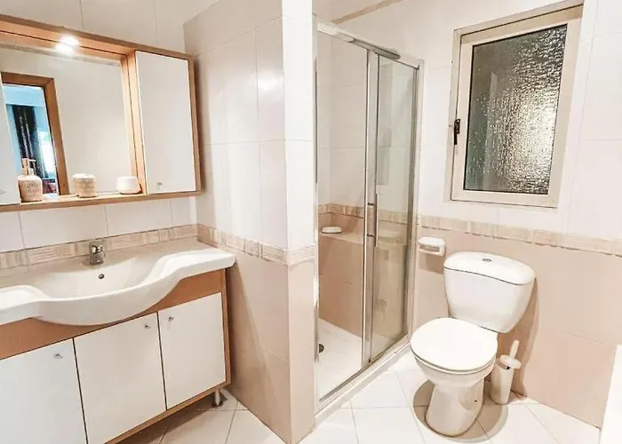 The Signature - S13 * Saint Julian's