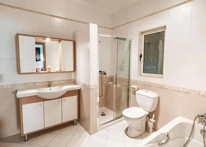 The Signature - S13 * Saint Julian's